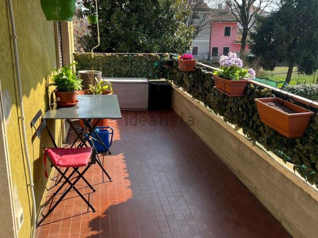 Appartamento in vendita a Quartiere Casoni, Torri Di Quartesolo