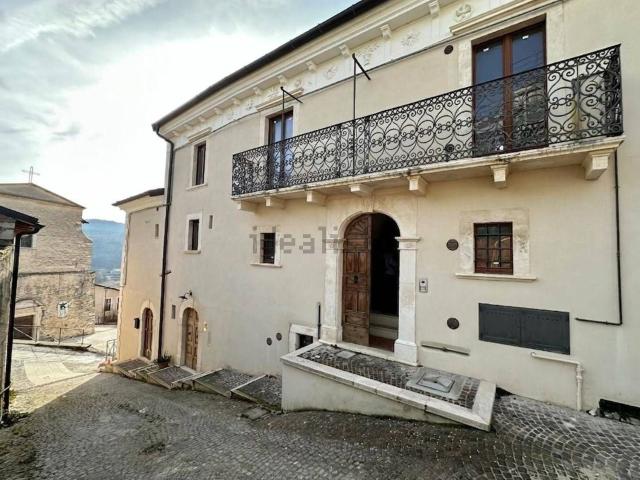 Appartamento in vendita a Prata D'ansidonia, Abruzzo