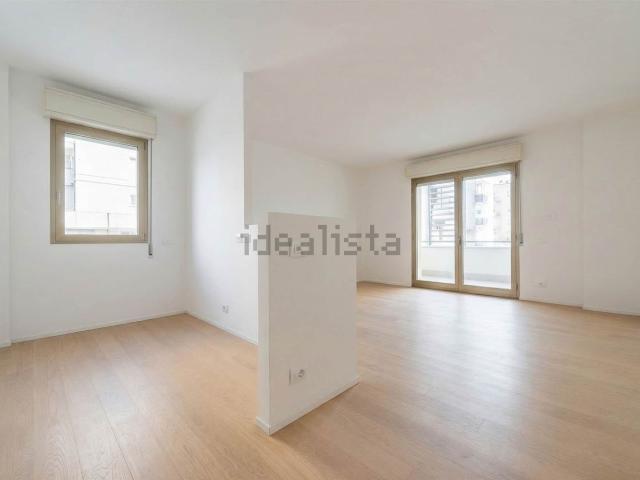 Appartamento in vendita a Bonaria, Cagliari