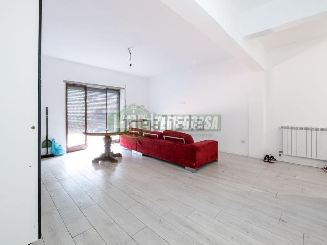 Appartamento in vendita a Zingonia, Verdellino