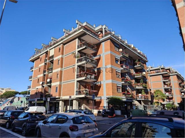Appartamento in vendita a Lido di Ostia, Roma Capitale