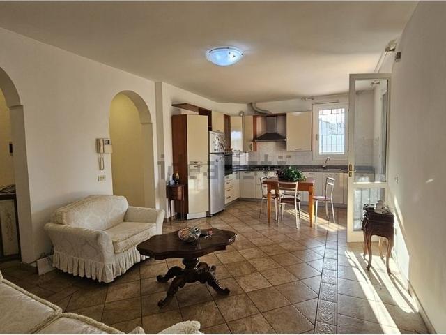 Appartamento in vendita a Centro Storico, Eboli