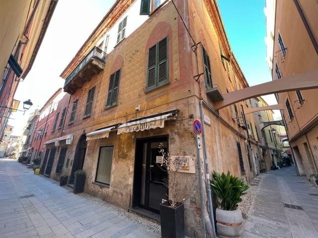 Appartamento in vendita a Ceriale, Liguria