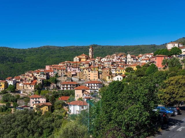 Appartamento in vendita a Pietrabruna, Liguria