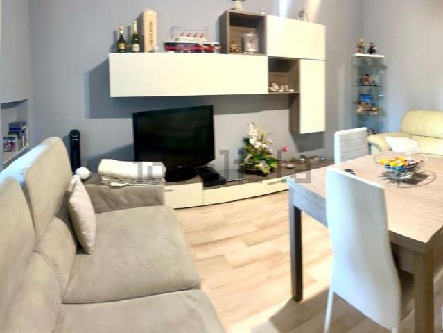 Appartamento in vendita a Sciarè, Gallarate