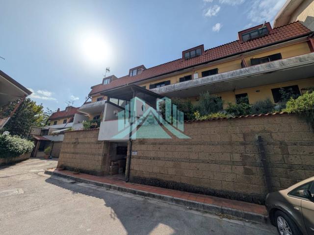 Appartamento in vendita a Serroni, Mercogliano