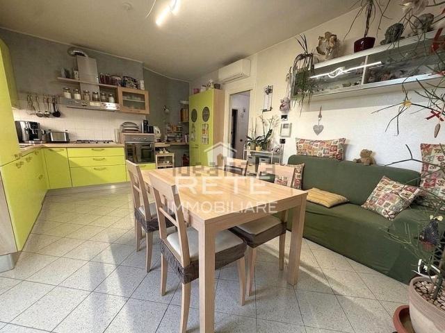 Appartamento in vendita a Rimini, Reggio Emilia