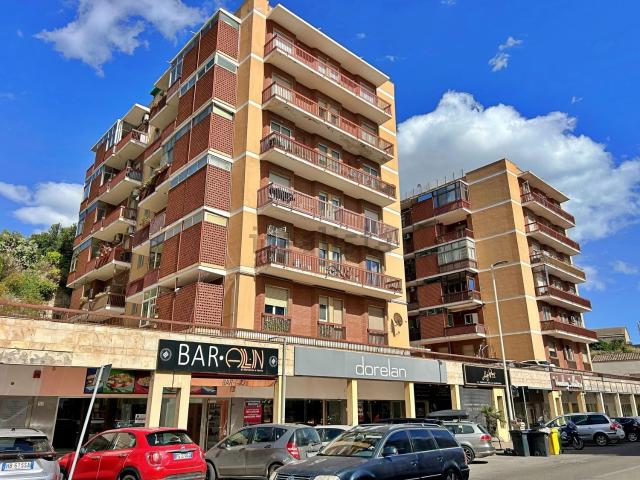 Appartamento in vendita a Sant'Avendrace-Santa Gilla, Cagliari