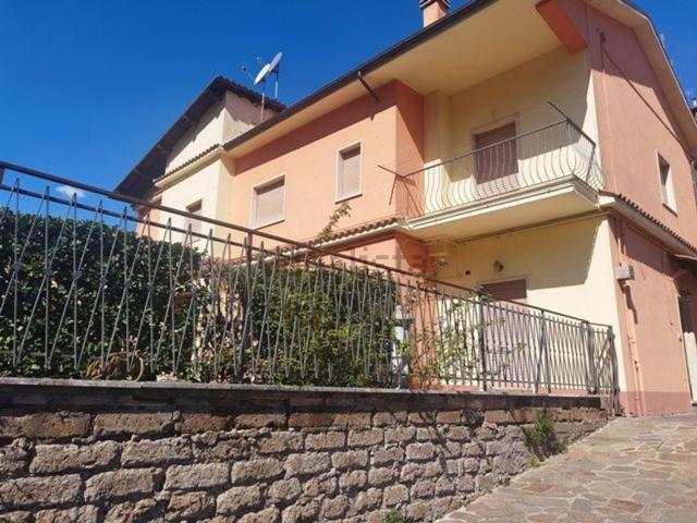Appartamento in vendita a Vallerano, Lazio