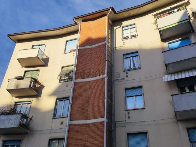 Appartamento in vendita a Biumo Superiore, Varese