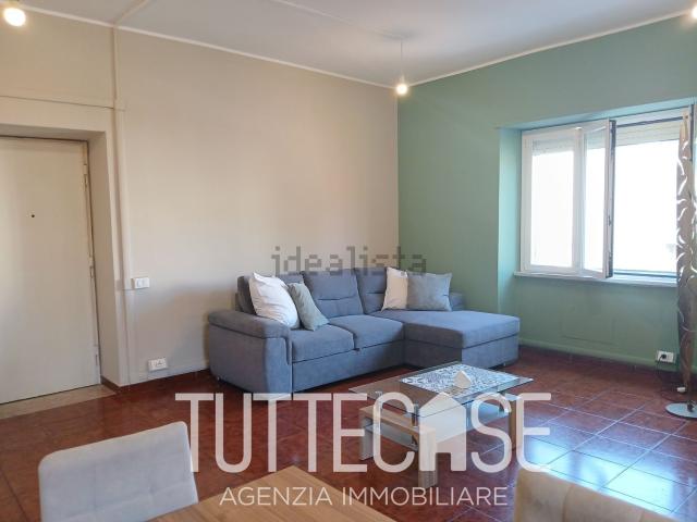 Appartamento in vendita a Nicolosi, Latina