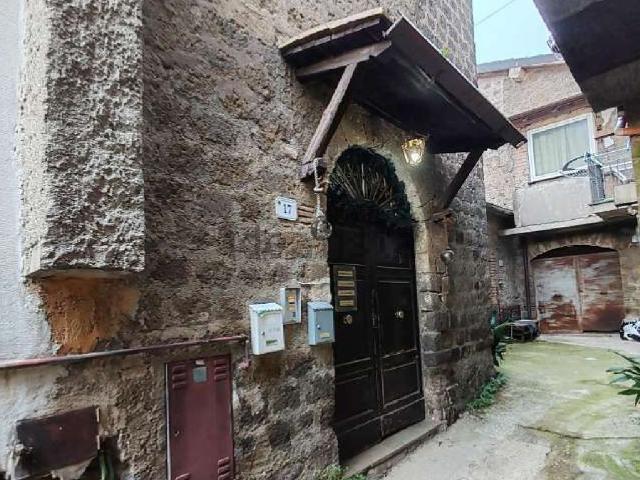 Appartamento in vendita a Ronciglione, Viterbo