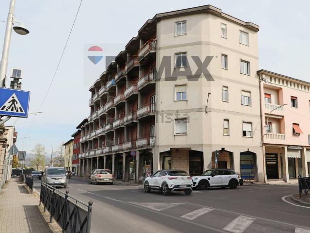 Appartamento in vendita a Brembate di Sopra, Bergamo