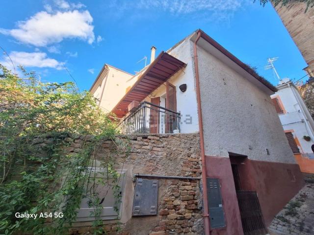 Appartamento in vendita a Contrada Celeste, Marche