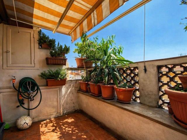 Appartamento in vendita a Ventimiglia, Liguria