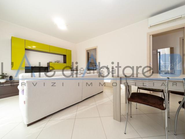 Appartamento in vendita a Rimini, Reggio Emilia