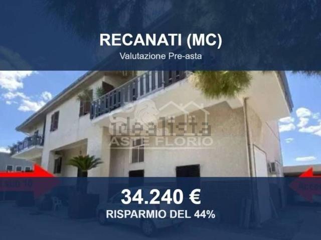 Appartamento in vendita a Contrada Vallememoria, Marche