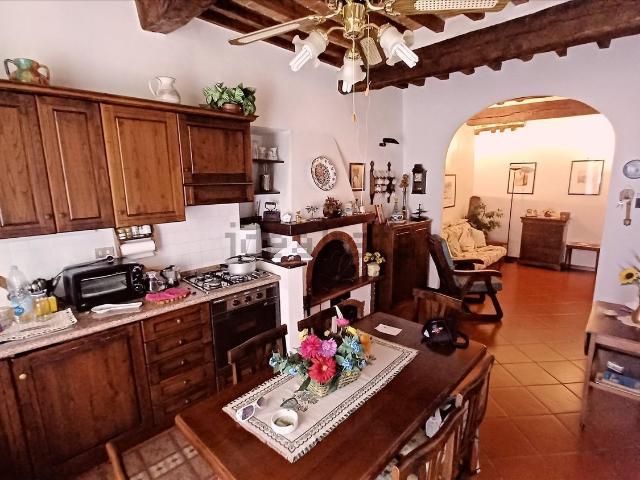 Appartamento in vendita a Sarteano, Toscana