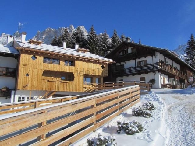 Appartamento in vendita a Crignes, Cortina D'ampezzo