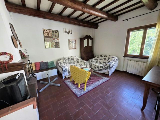 Appartamento in vendita a Chiusi Della Verna, Toscana