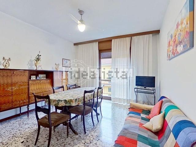 Appartamento in vendita a Brugherio, Lombardia