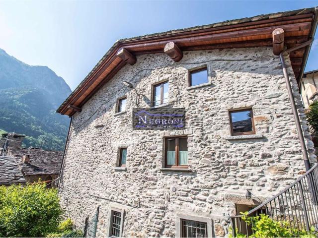 Appartamento in vendita a Gromo, Lombardia