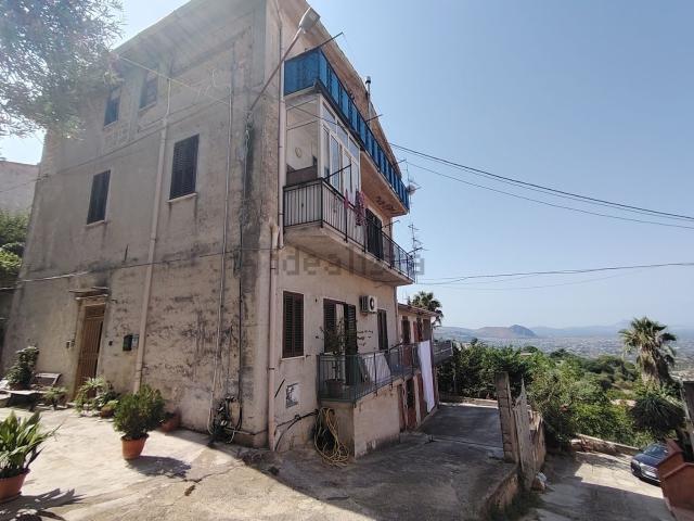 Appartamento in vendita a Montelepre, Sicilia