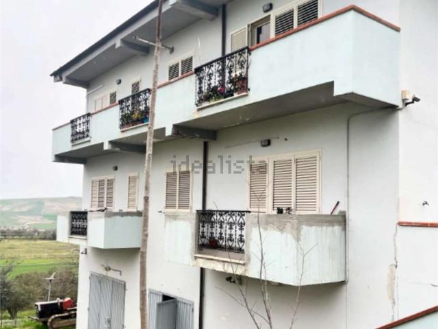 Appartamento in vendita a Catignano, Abruzzo