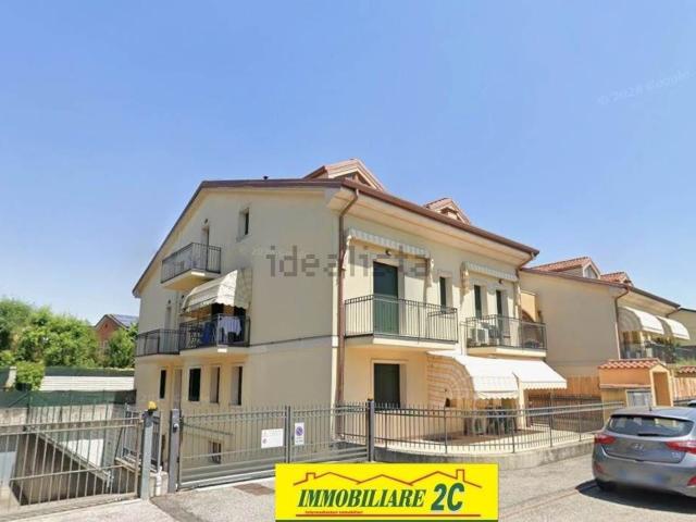 Appartamento in vendita a Rizza, Castel d'Azzano