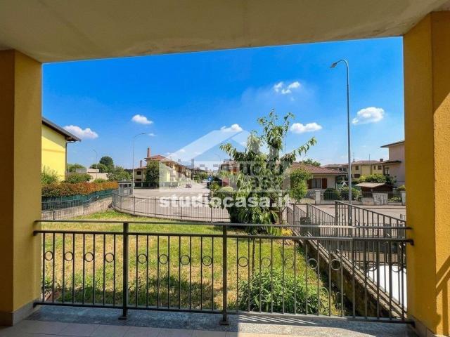 Appartamento in vendita a Torrevecchia Pia, Lombardia