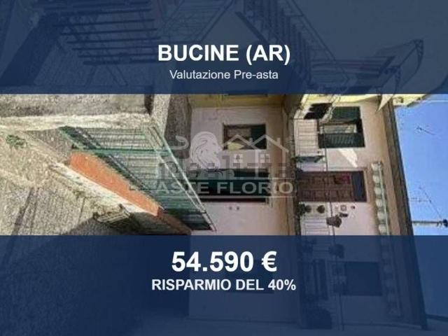 Appartamento in vendita a Bucine, Toscana