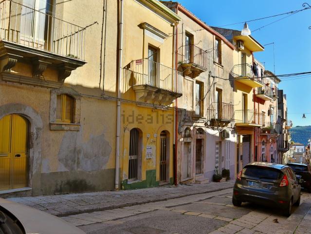 Appartamento in vendita a Ragusa Ibla, Ragusa