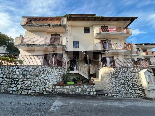 Appartamento in vendita a Alvignano, Campania