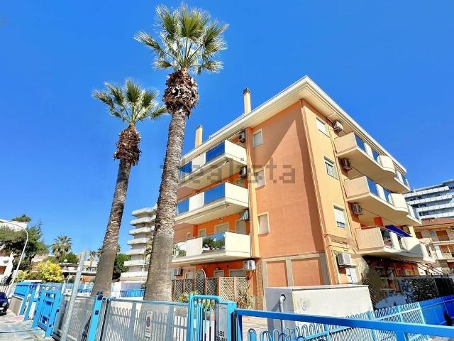 Appartamento in vendita a Mare, Marche