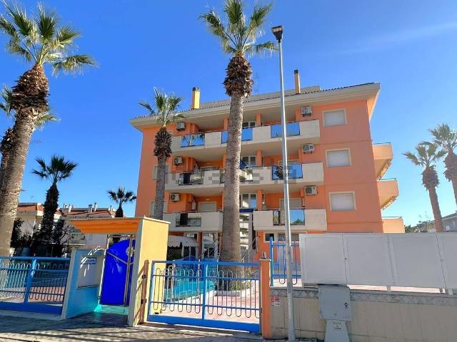 Appartamento in vendita a Mare, Marche