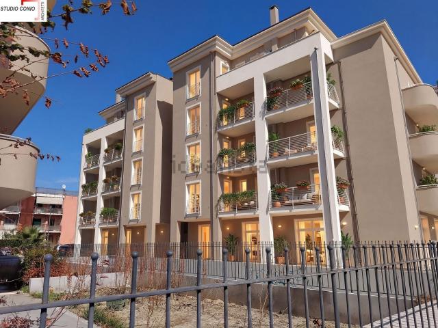 Appartamento in vendita a Albenga, Liguria