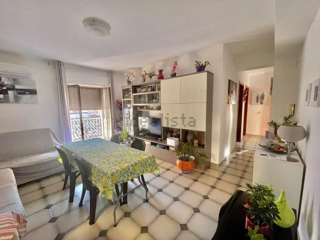 Appartamento in vendita a Santo Stefano di Camastra, Messina
