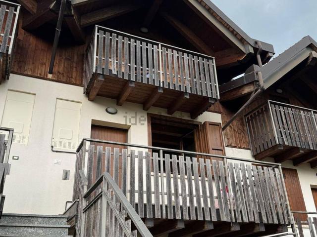 Attico in vendita a Selvino, Lombardia
