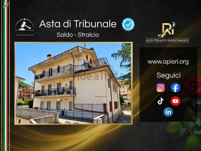 Appartamento in vendita a Carsoli, L'Aquila