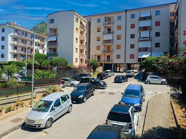 Appartamento in vendita a Rotolo, Cava De' Tirreni