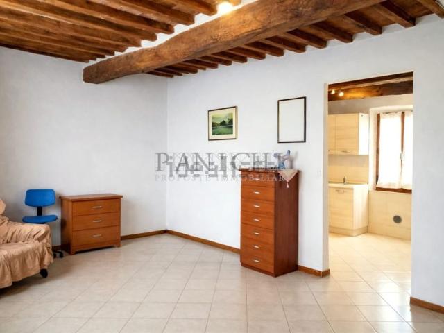 Appartamento in vendita a Asciano, Toscana