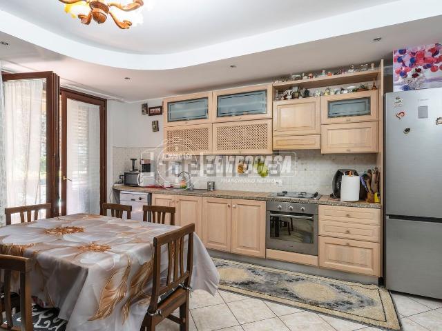 Appartamento in vendita a Marche, Macerata
