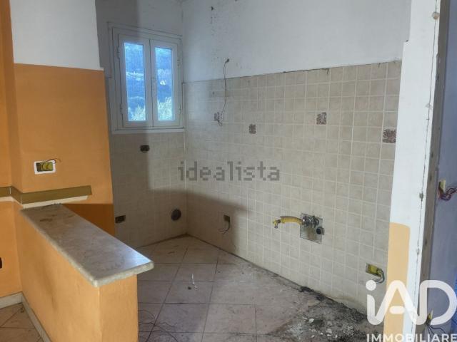 Appartamento in vendita a Cipressa, Liguria