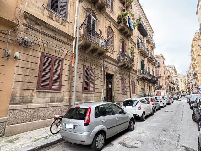 Appartamento in vendita a V Circoscrizione, Palermo