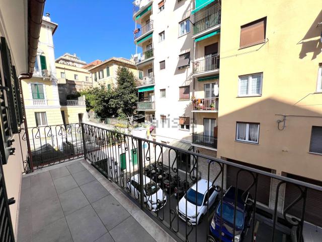 Appartamento in vendita a Medio Ponente, Serra Riccò