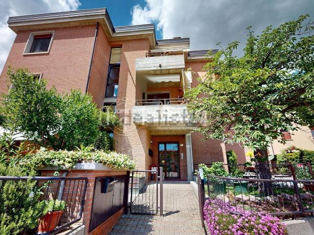 Appartamento in vendita a Unione dei comuni Valli del Reno, Lavino e Samoggia, Reggio Emilia