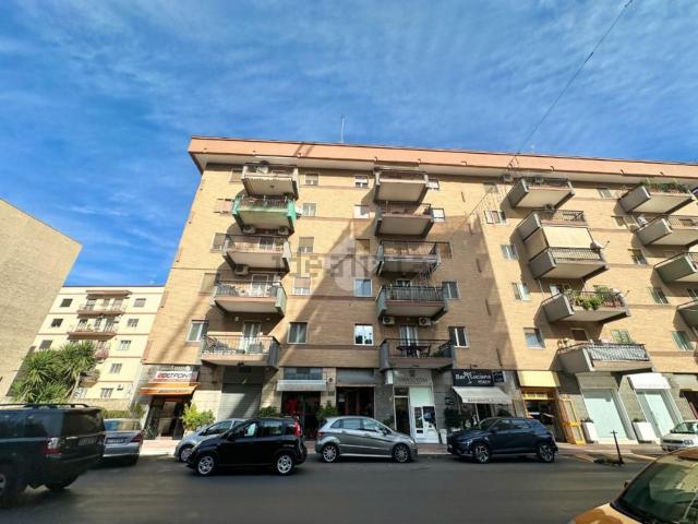 Appartamento in vendita a Municipio 1, Puglia