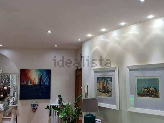 Appartamento in vendita a Mare, Marche