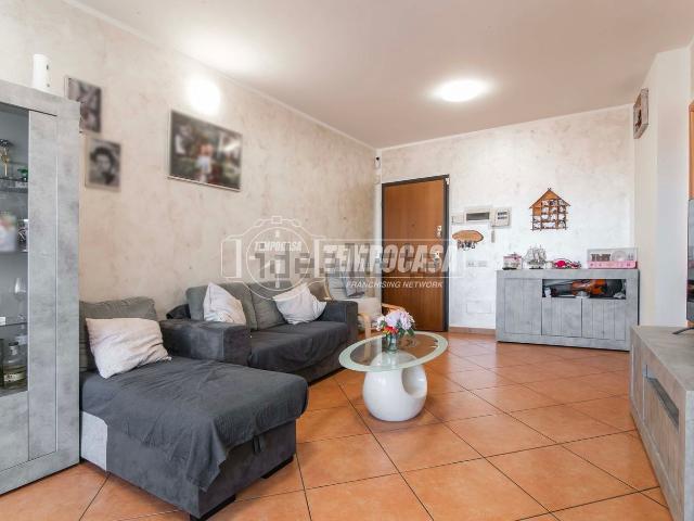 Appartamento in vendita a Spaccone, Desio