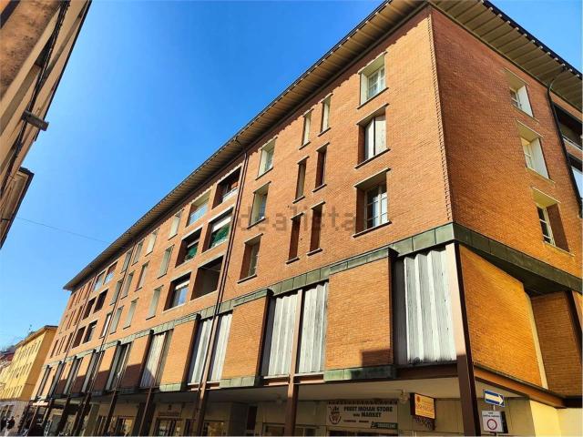 Appartamento in vendita a Fidenza, Parma